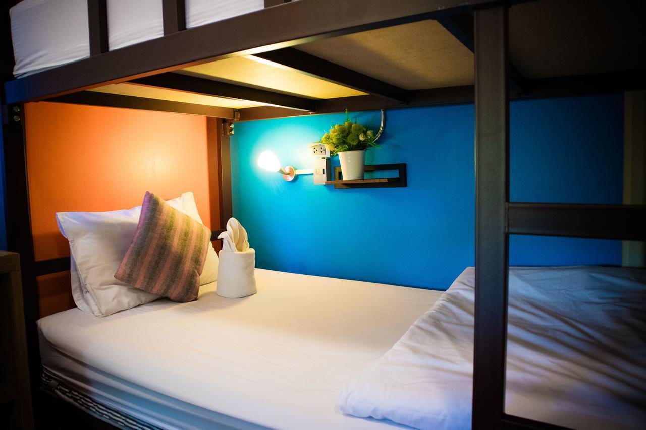 Auberge de jeunesse Tawan Bed Club à Chiang Mai Extérieur photo
