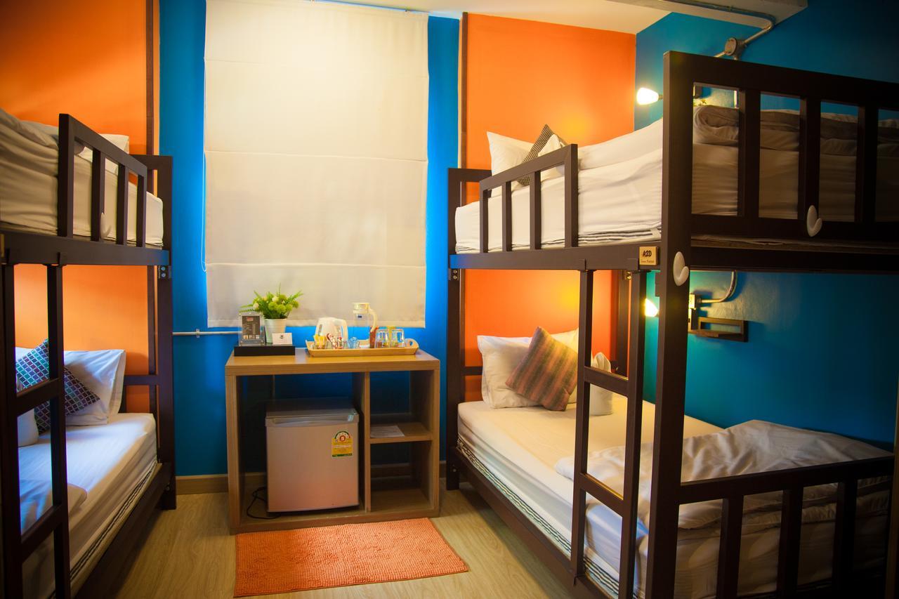 Auberge de jeunesse Tawan Bed Club à Chiang Mai Extérieur photo